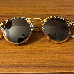 Krewe sunglasses in St. Louis style
